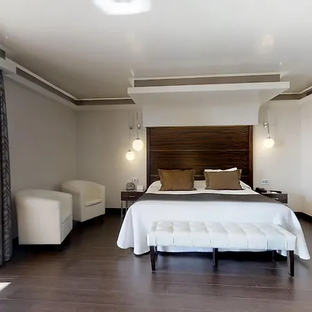 Ξενοδοχείο Vincci Seleccion Aleysa 5*